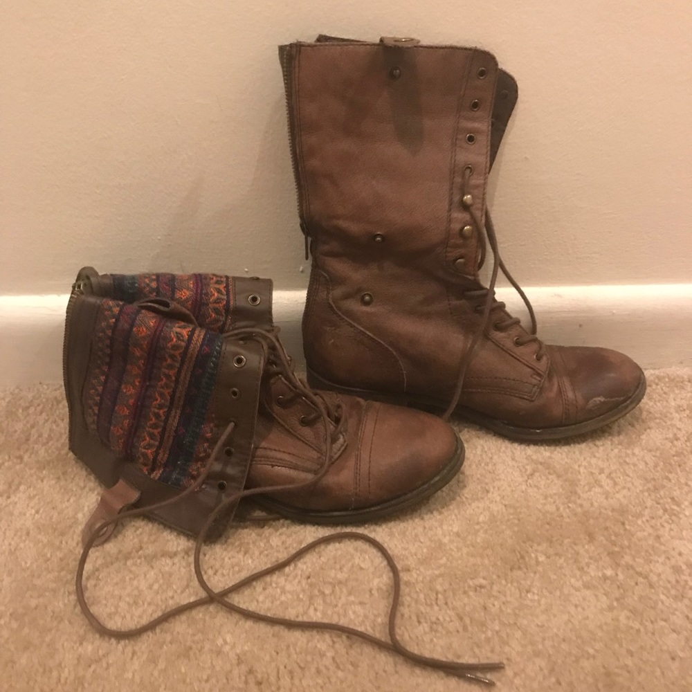 Steve Madden size 8 brown combat boots